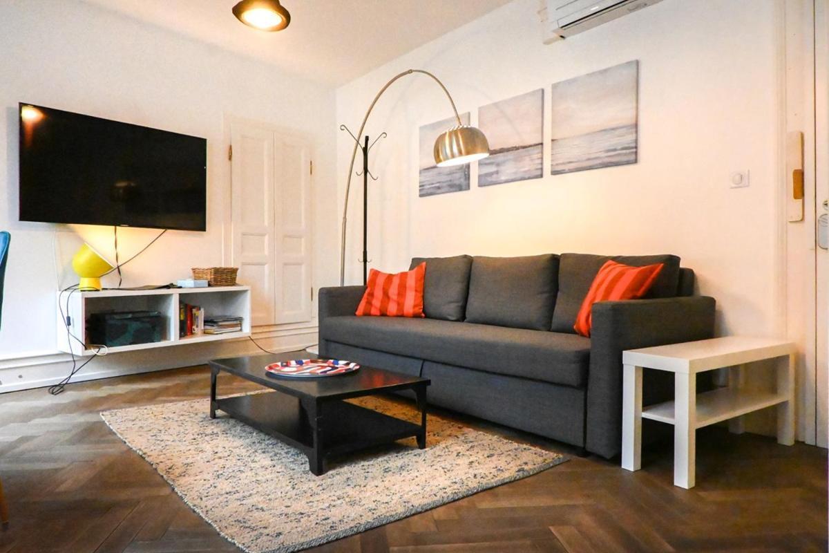 Les Appartements Rue Des Veaux - Quartier Cathedrale Estrasburgo Exterior foto